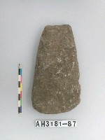 藏品(打製石斧)的圖片